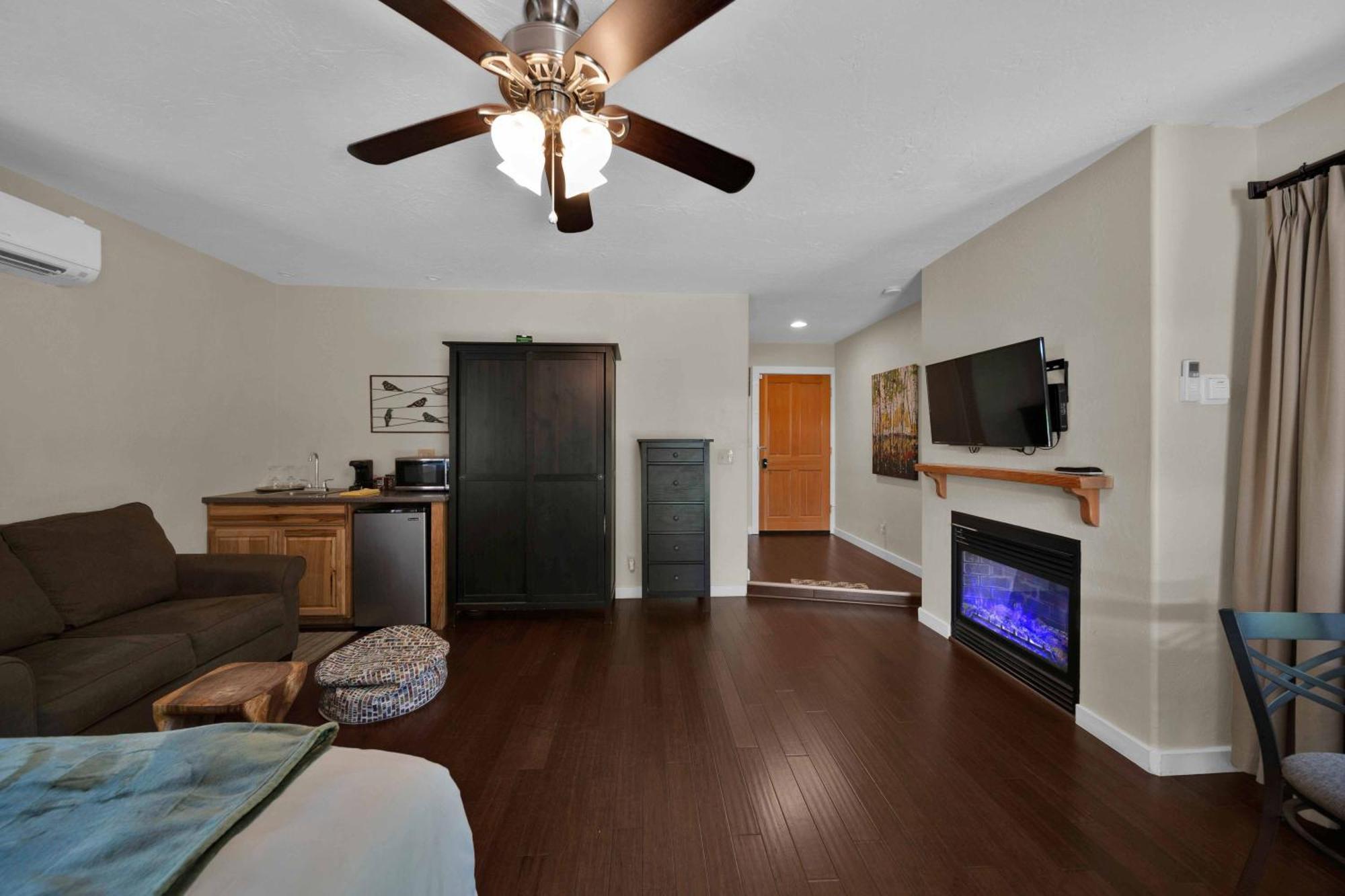 The Inn At Shasta Lake Lakehead Экстерьер фото